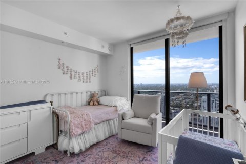 Снять в аренду кондоминиум в Майами, Флорида 2 спальни, 100.06м2, № 1971871 - фото 15