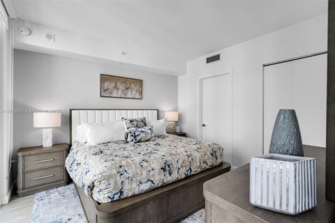 Снять в аренду кондоминиум в Майами, Флорида 2 спальни, 100.06м2, № 1971871 - фото 9