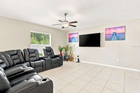 House in Riverview, Florida 3 bedrooms, 143.07 sq.m. № 2349814 - photo 10