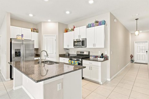 House in Riverview, Florida 3 bedrooms, 143.07 sq.m. № 2349814 - photo 4