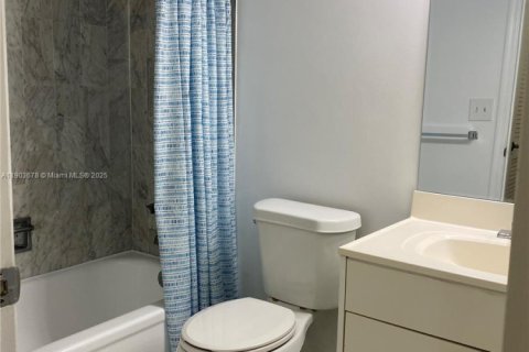 Condo in Fort Lauderdale, Florida, 1 bedroom  № 1955298 - photo 12