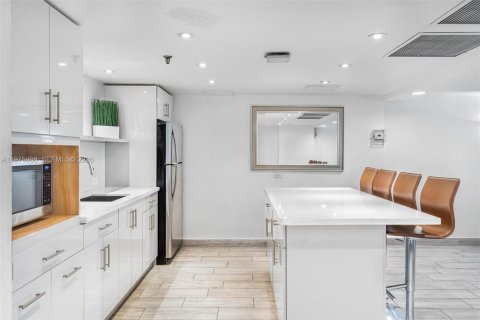 Купить кондоминиум в Ки-Бискейн, Флорида 3 комнаты, 124.02м2, № 2042414 - фото 28