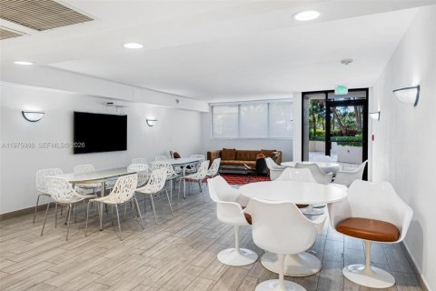 Купить кондоминиум в Ки-Бискейн, Флорида 3 комнаты, 124.02м2, № 2042414 - фото 27