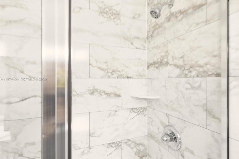 House in Sebring, Florida 4 bedrooms, 172.8 sq.m. № 2036000 - photo 17