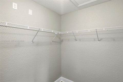 House in Sebring, Florida 4 bedrooms, 172.8 sq.m. № 2036000 - photo 14