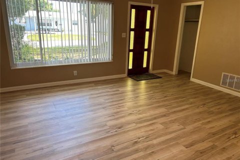 Casa en venta en Saint Petersburg, Florida, 2 dormitorios, 93.27 m2 № 1877249 - foto 5