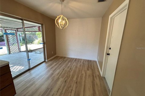 Casa en venta en Saint Petersburg, Florida, 2 dormitorios, 93.27 m2 № 1877249 - foto 9