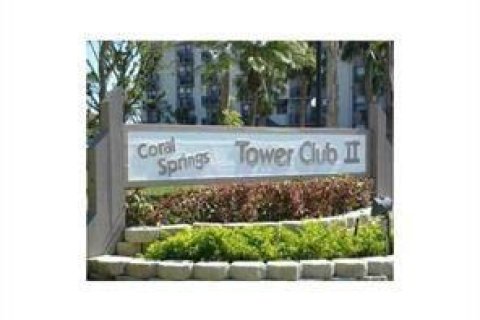 Condo in Coral Springs, Florida, 1 bedroom  № 2083852