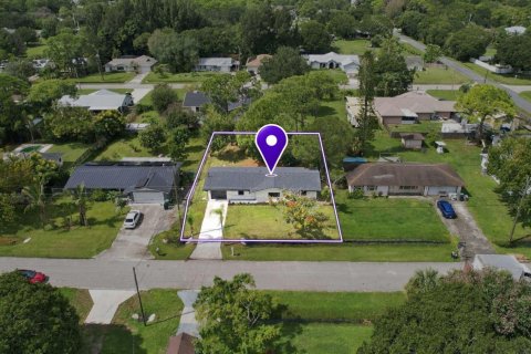 House in St. Lucie, Florida 2 bedrooms, 103.68 sq.m. № 2414141 - photo 29
