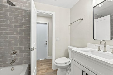 Villa ou maison à louer à St. Lucie, Floride: 2 chambres, 103.68 m2 № 2414141 - photo 15