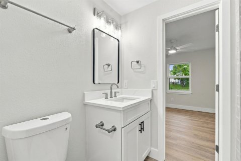 Villa ou maison à louer à St. Lucie, Floride: 2 chambres, 103.68 m2 № 2414141 - photo 12