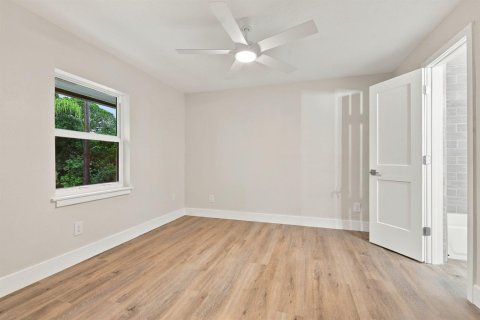 Villa ou maison à louer à St. Lucie, Floride: 2 chambres, 103.68 m2 № 2414141 - photo 13