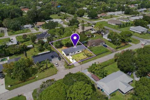 House in St. Lucie, Florida 2 bedrooms, 103.68 sq.m. № 2414141 - photo 26