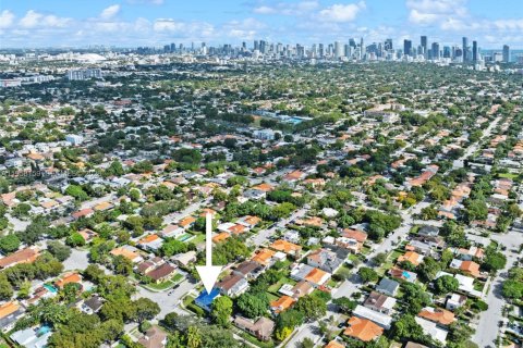 Casa en alquiler en Miami, Florida, 3 dormitorios, 190.08 m2 № 2020815 - foto 29