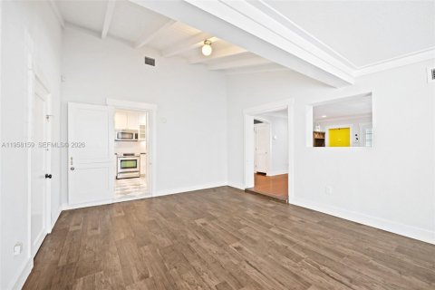 Casa en alquiler en Miami, Florida, 3 dormitorios, 190.08 m2 № 2020815 - foto 13