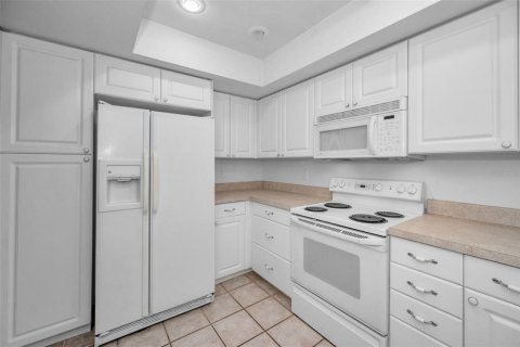 Copropriété à vendre à Clearwater, Floride: 2 chambres, 99.41 m2 № 1919851 - photo 18