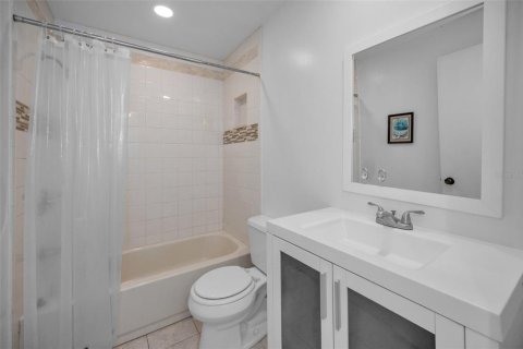 Copropriété à vendre à Clearwater, Floride: 2 chambres, 99.41 m2 № 1919851 - photo 29