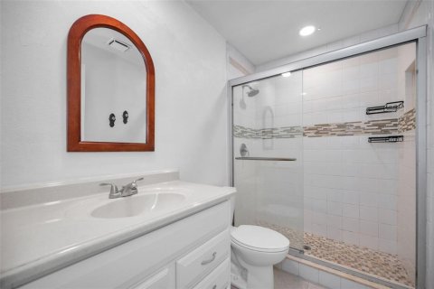Copropriété à vendre à Clearwater, Floride: 2 chambres, 99.41 m2 № 1919851 - photo 25