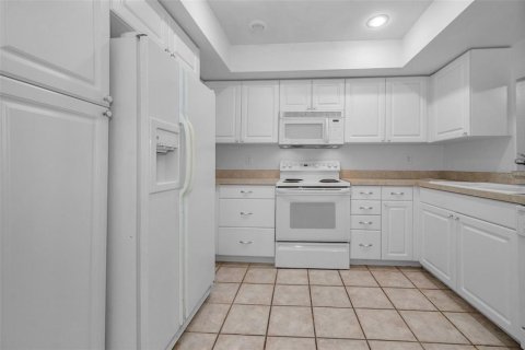 Copropriété à vendre à Clearwater, Floride: 2 chambres, 99.41 m2 № 1919851 - photo 16