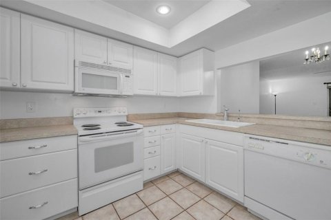 Copropriété à vendre à Clearwater, Floride: 2 chambres, 99.41 m2 № 1919851 - photo 17