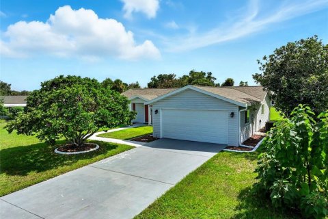House in Summerfield, Florida 2 bedrooms, 120.4 sq.m. № 1848602 - photo 5