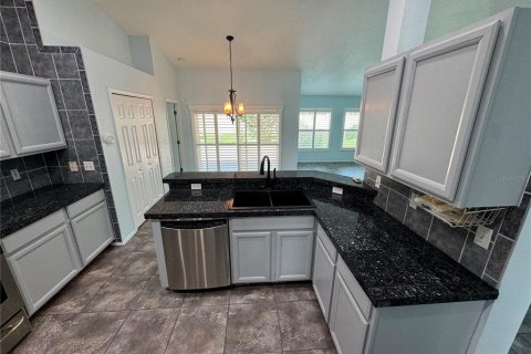 Villa ou maison à vendre à Sarasota, Floride: 3 chambres, 136.29 m2 № 1112566 - photo 4