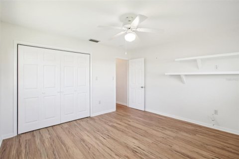 House in Winter Haven, Florida 3 bedrooms, 178.09 sq.m. № 1573009 - photo 19