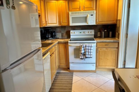 Copropriété à louer à Pompano Beach, Floride: 2 chambres, 102.19 m2 № 2179754 - photo 5