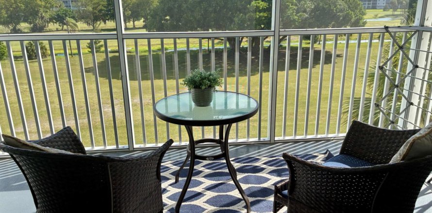 Condo à Pompano Beach, Floride, 2 chambres  № 2179754