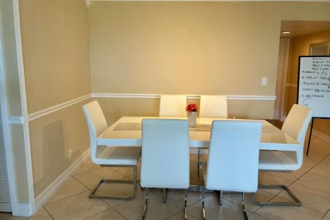 Copropriété à louer à Pompano Beach, Floride: 2 chambres, 102.19 m2 № 2179754 - photo 8