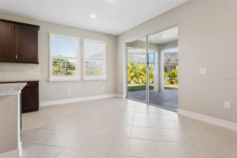 Villa ou maison à vendre à Wesley Chapel, Floride: 5 chambres, 294.78 m2 № 2429248 - photo 7
