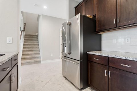 Villa ou maison à vendre à Wesley Chapel, Floride: 5 chambres, 294.78 m2 № 2429248 - photo 8