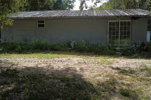 Commercial property in Weirsdale, Florida 6 bedrooms, 98.1 sq.m. № 2205723 - photo 5