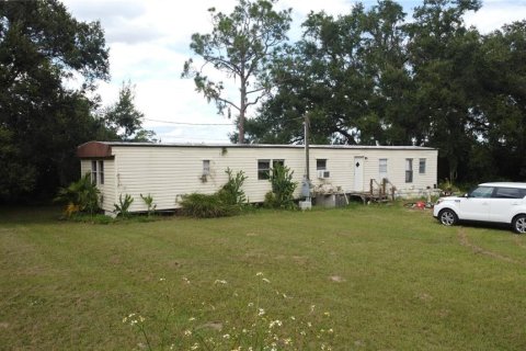 Commercial property in Weirsdale, Florida 6 bedrooms, 98.1 sq.m. № 2205723 - photo 3