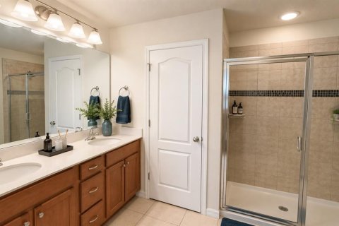 Touwnhouse à vendre à Oviedo, Floride: 3 chambres, 173.91 m2 № 2304359 - photo 14