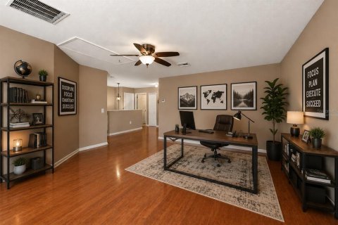 House in Land O' Lakes, Florida 3 bedrooms, 219.81 sq.m. № 2284253 - photo 24