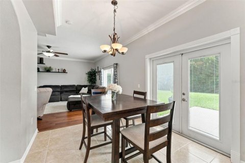 House in Land O' Lakes, Florida 3 bedrooms, 219.81 sq.m. № 2284253 - photo 13
