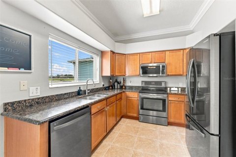 House in Land O' Lakes, Florida 3 bedrooms, 219.81 sq.m. № 2284253 - photo 14