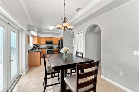 House in Land O' Lakes, Florida 3 bedrooms, 219.81 sq.m. № 2284253 - photo 12