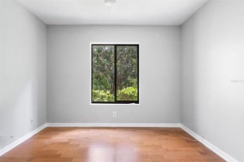 Condo in West Palm Beach, Florida, 2 bedrooms  № 1642492 - photo 13