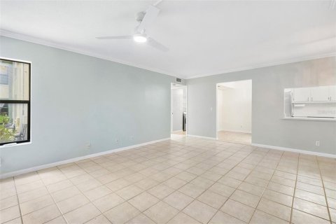 Condo in West Palm Beach, Florida, 2 bedrooms  № 1642492 - photo 9