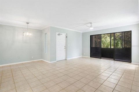 Condo in West Palm Beach, Florida, 2 bedrooms  № 1642492 - photo 3