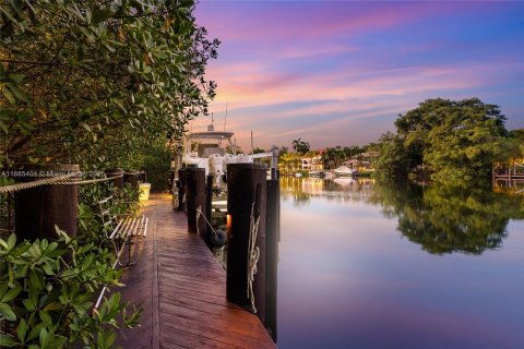Villa ou maison à vendre à Coral Gables, Floride: 6 chambres, 505.57 m2 № 1932450 - photo 15