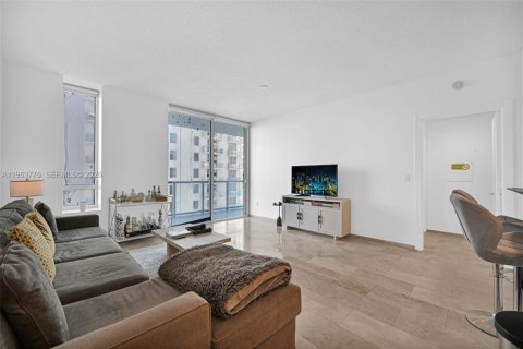 Condominio en venta en Miami, Florida, 1 dormitorio, 78.32 m2 № 2028039 - foto 5