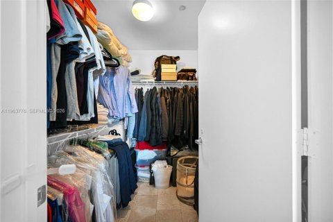 Condominio en venta en Miami, Florida, 1 dormitorio, 78.32 m2 № 2028039 - foto 22