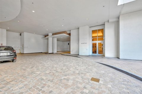 Condominio en venta en Miami, Florida, 1 dormitorio, 78.32 m2 № 2028039 - foto 30