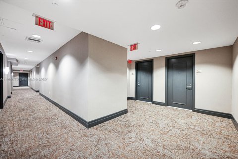 Condominio en venta en Miami, Florida, 1 dormitorio, 78.32 m2 № 2028039 - foto 27