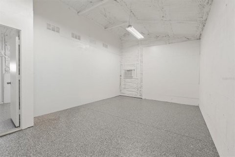 Commercial property in Saint Augustine, Florida 39.86 sq.m. № 2367226 - photo 15