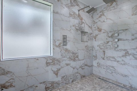 Купить виллу или дом в Ялаха, Флорида 7 комнат, 172.33м2, № 1529697 - фото 20
