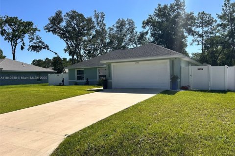 House in Ocala, Florida 4 bedrooms № 1852277 - photo 1